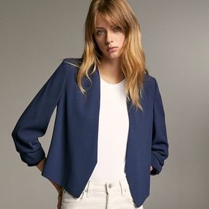 Aritzia Babaton Power Macaulay Blazer size 6